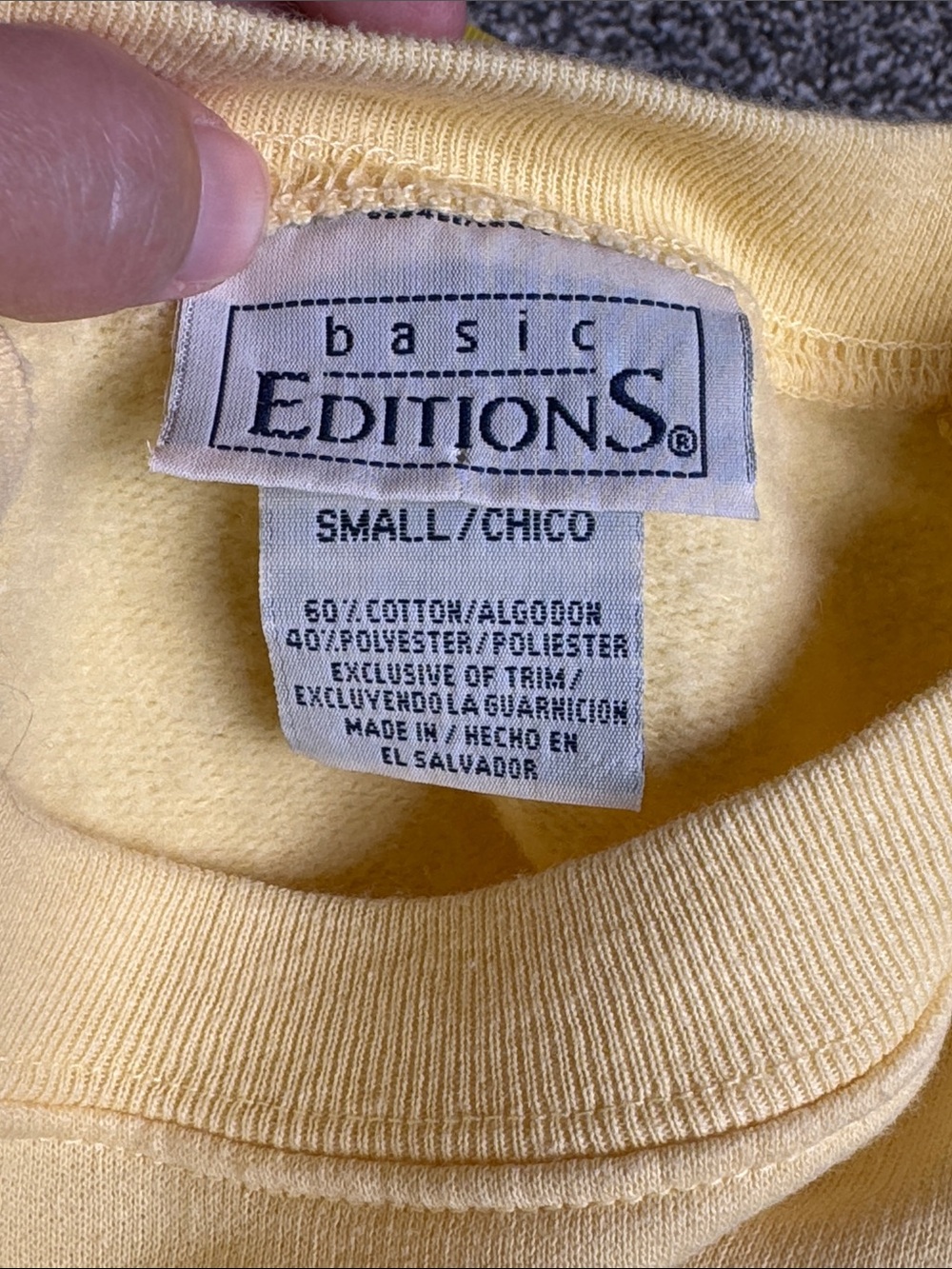 Vintage Basic Editions White Cat Yellow Crewneck Sweatshirt Size Small - Picture 3 of 6
